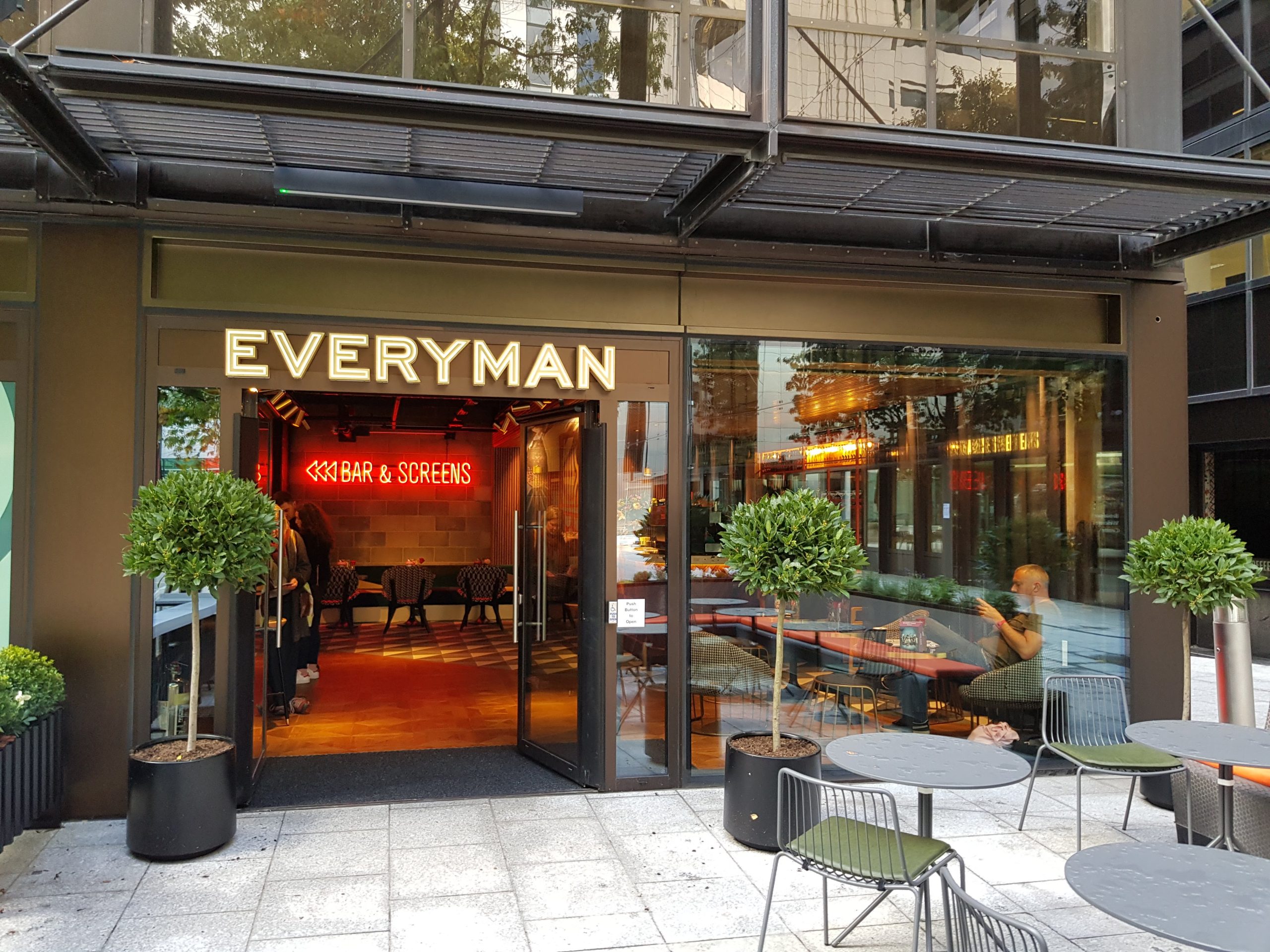 Everyman quitte l’AIM pour le nouveau marché privé PISCES